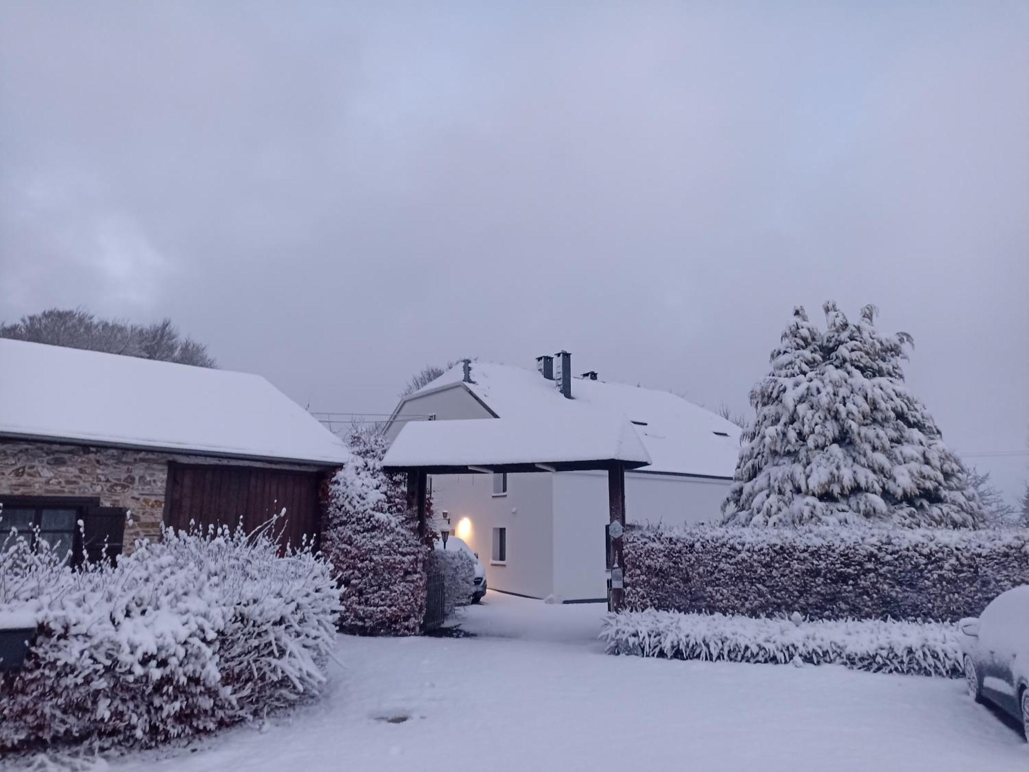 Petites-Tailles - Chambre D'Hotes Vielsalm Pokoj fotografie